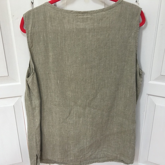 Flax Green Sleeveless Top - Picture 7 of 7